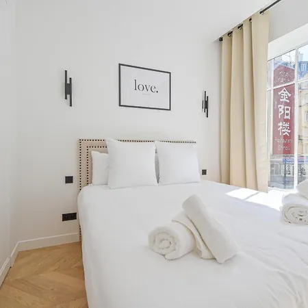 Apartment Lovely & Exclusive Parisian Flat